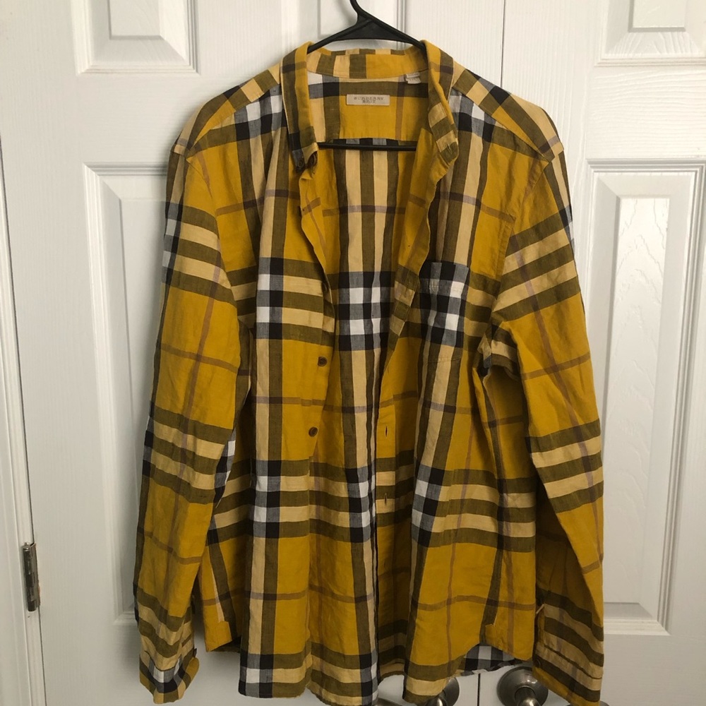 Stunning Burberry shirt